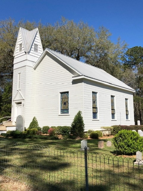 Mikesville Presbyterian Church front exterior
